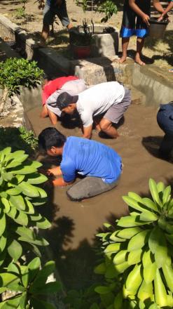 RT 04 Dusun Sanggrahan Juarai Lomba Menangkap Lele